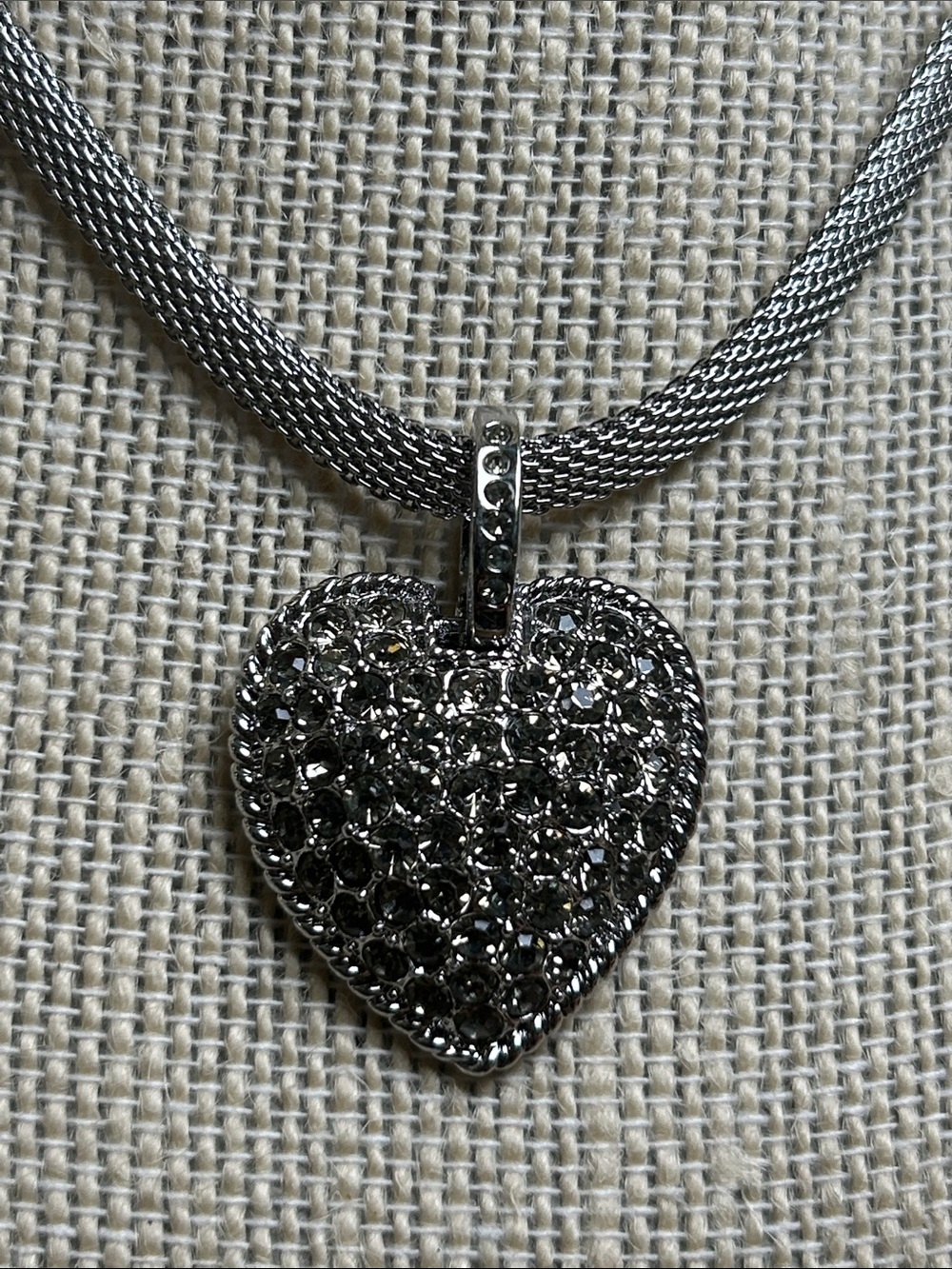 Pavé Heart Pendant Necklace - Gunmetal Crystal